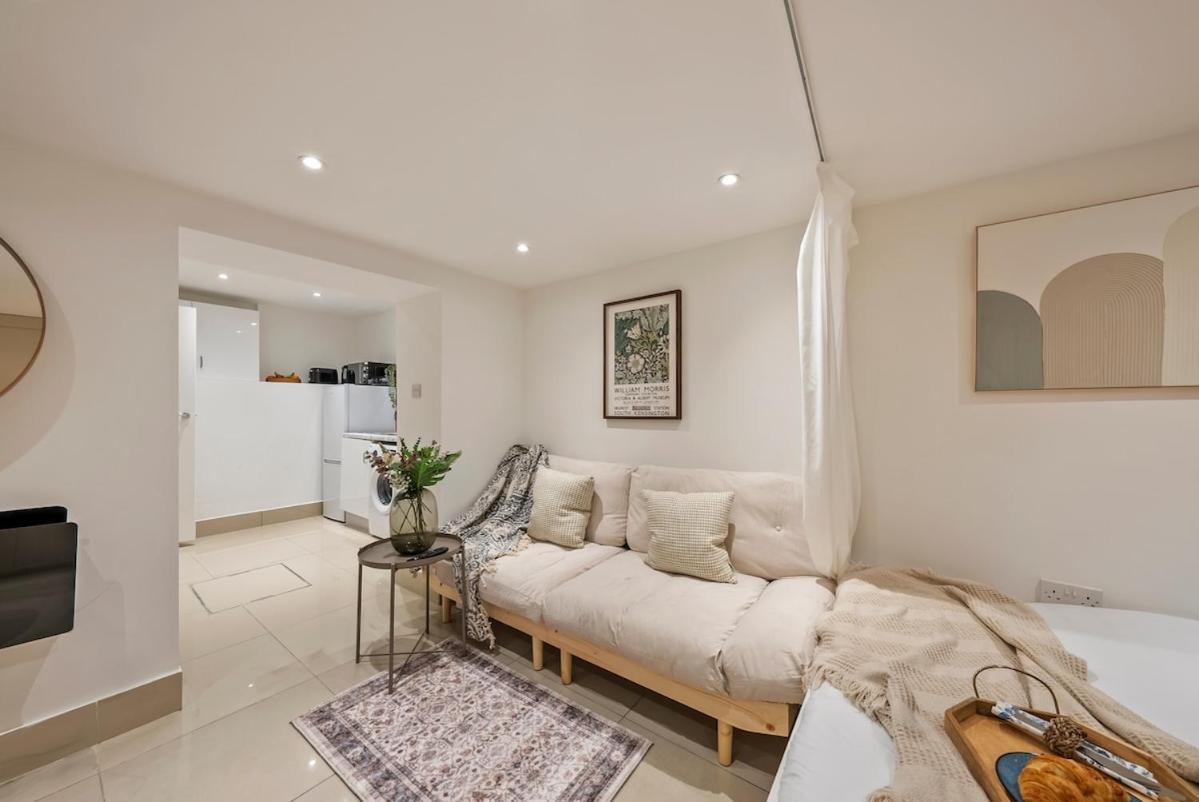 Chic Retreat In Little Venice * Londra